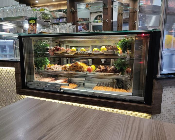 Urfa Kebap Haus Frankfurt mit Kohlegrill