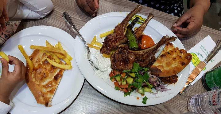 Urfa Kebap Haus Frankfurt mit Kohlegrill