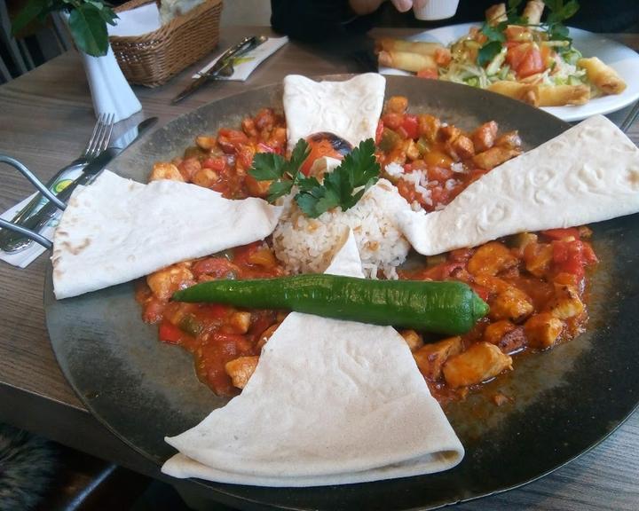 Urfa Kebap Haus Frankfurt mit Kohlegrill