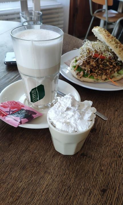 Cafe Vux