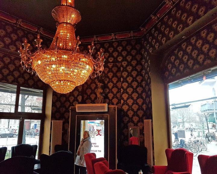 Xara Café Lounge