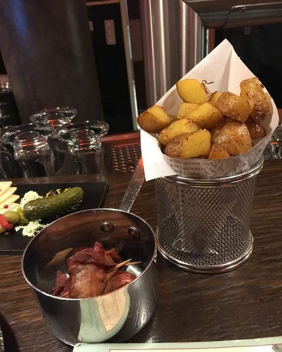 Melia Tapas