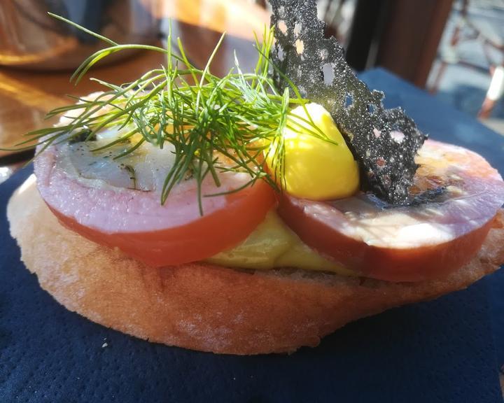 Melia Tapas