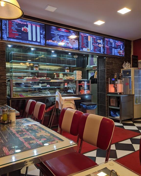 Arabic Diner AKRAM