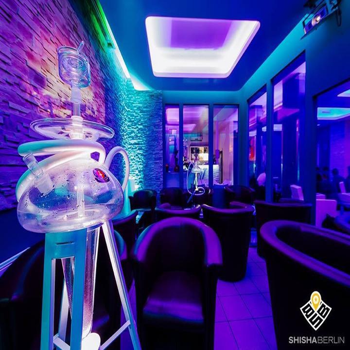 White Lounge