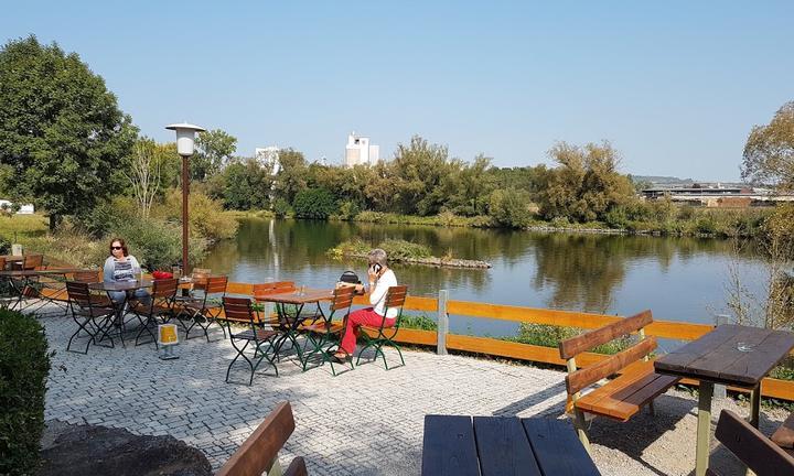 Biergarten am Schloss