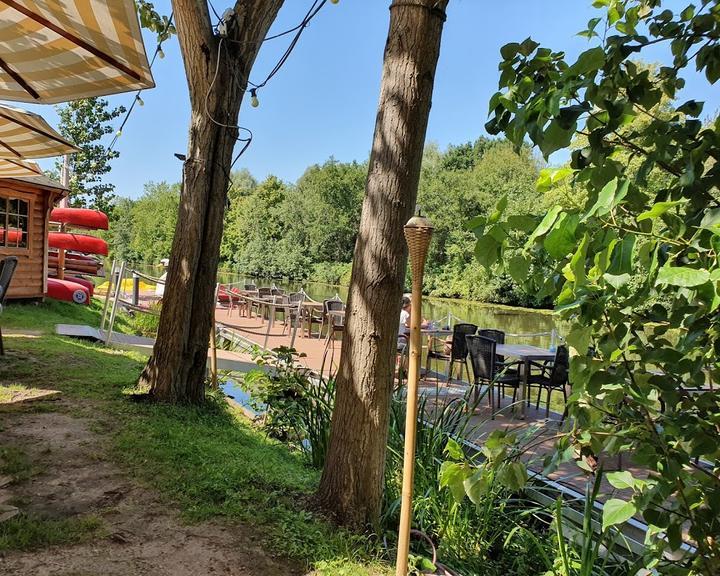Biergarten Zum Anleger