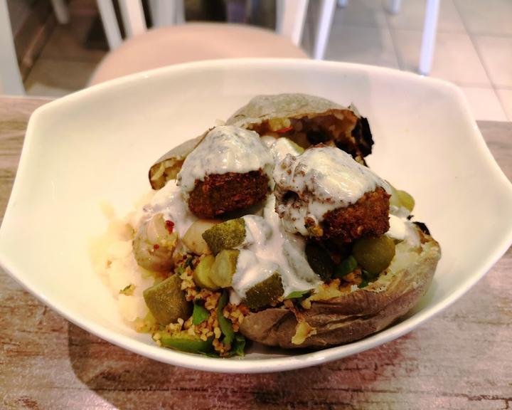 Avanti Kumpir Falafel