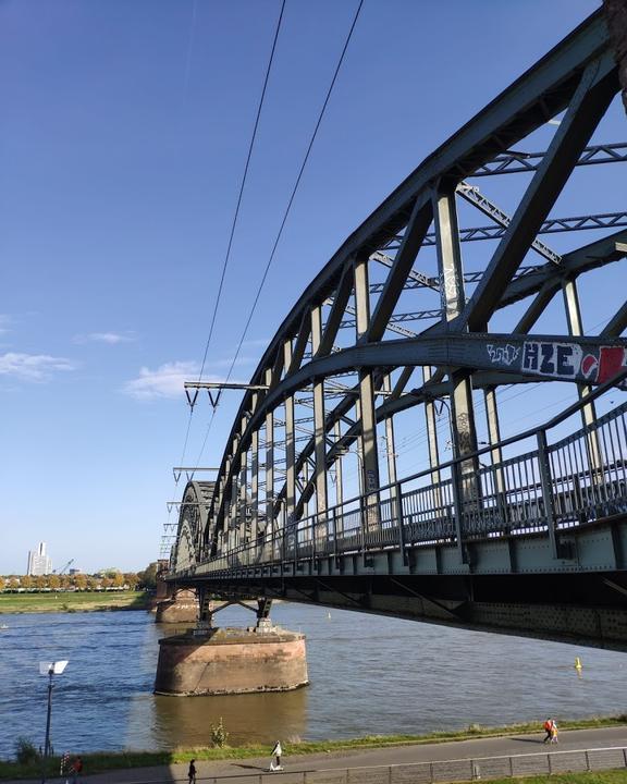 Sudbrucke Koln