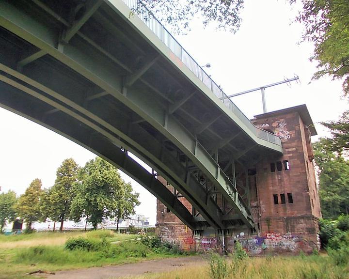 Sudbrucke Koln