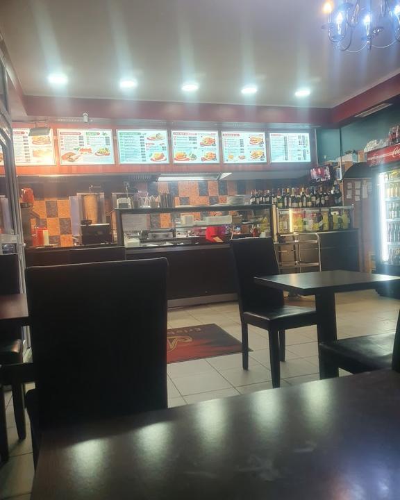 CAFE Bistro Genial