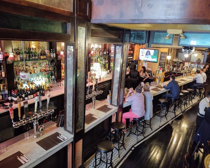 Cafe Papillon Bistro
