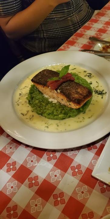 Cafe Papillon Bistro