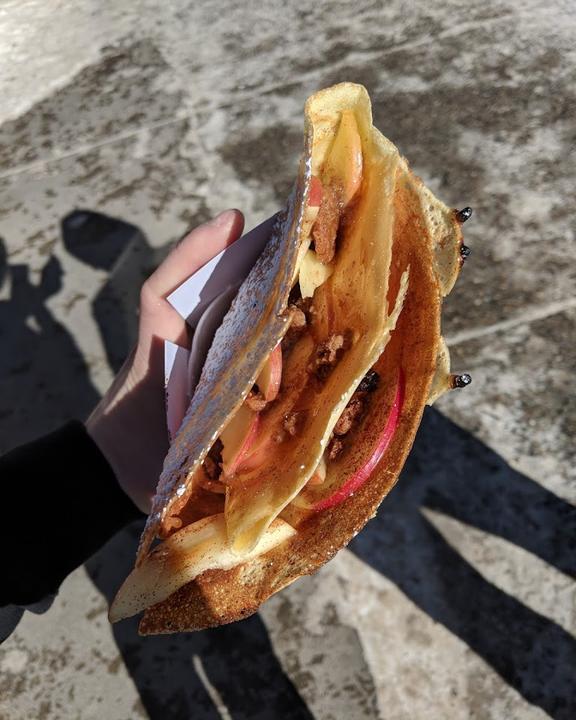 Crepes & Ragout