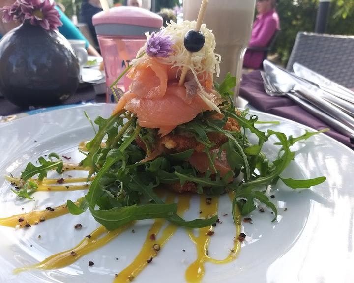 Villa Haage - Restaurant & Cafe