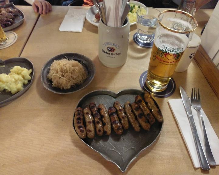 Bratwurstherzl Am Viktualienmarkt