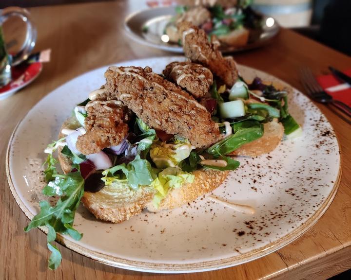 Hugo Brasserie & Bar