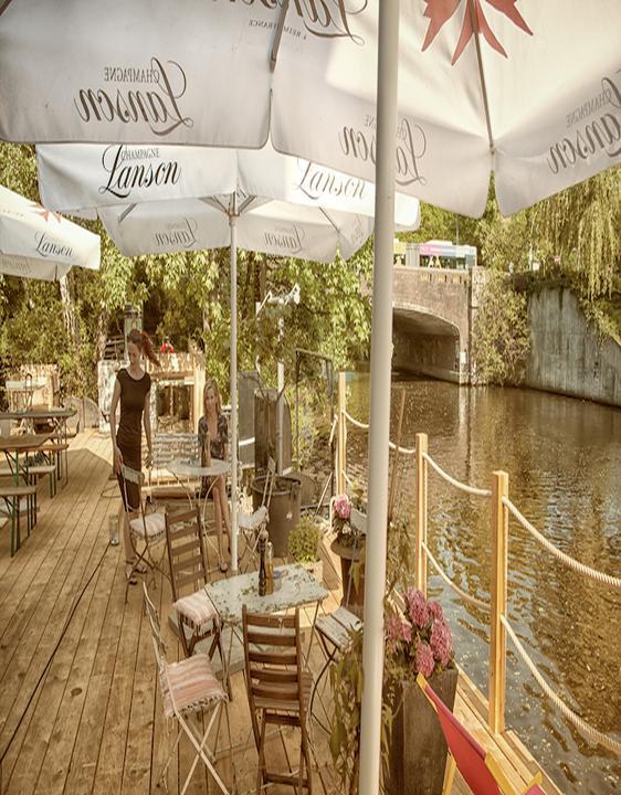Chapeau! Grill & Bar