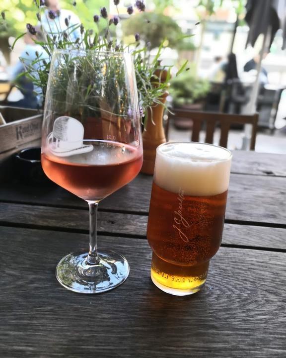 Chapeau! Grill & Bar