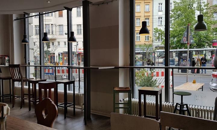 Berlin_Theke