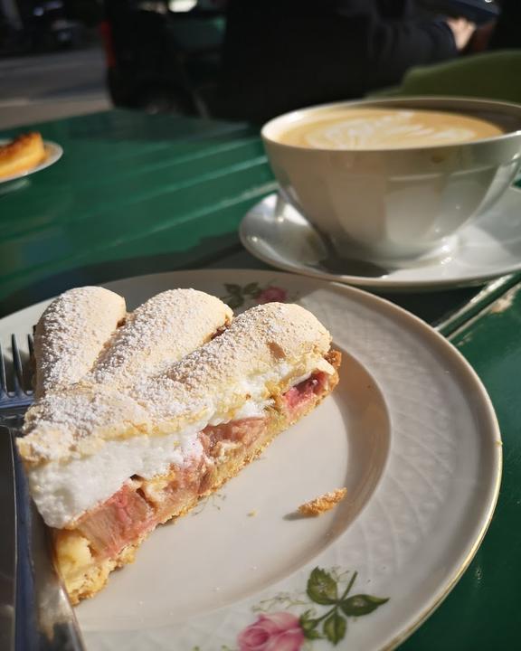 Cafe par ici!