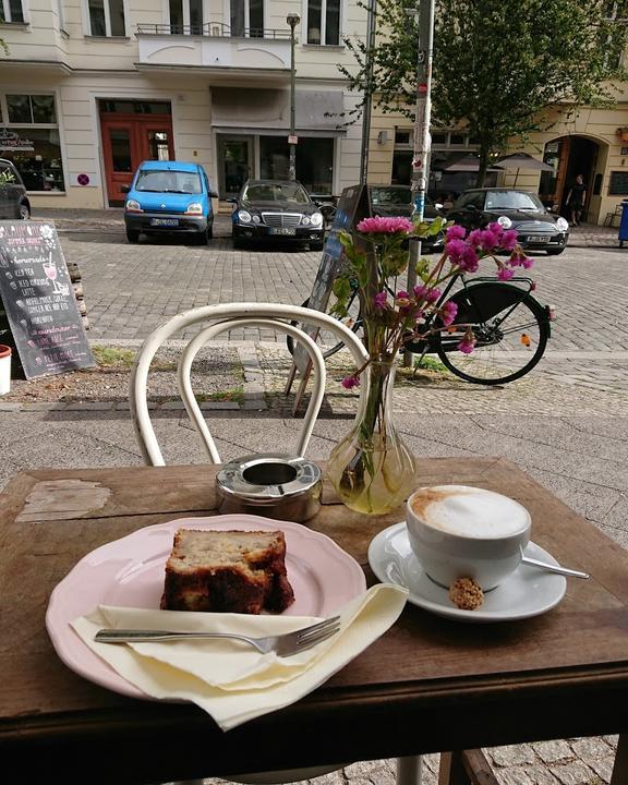 Cafe Blaumond
