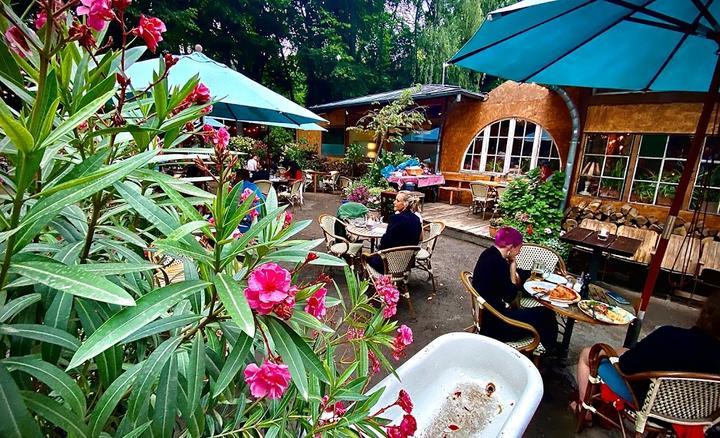 Cafe am Neuen See, Biergarten