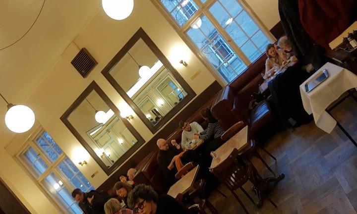 Cafe Einstein Stammhaus