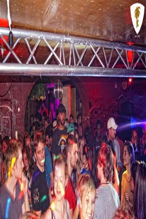 Kara Kas Bar