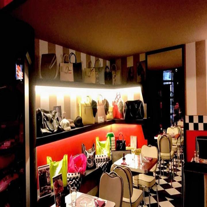 Cruise-In American Diner