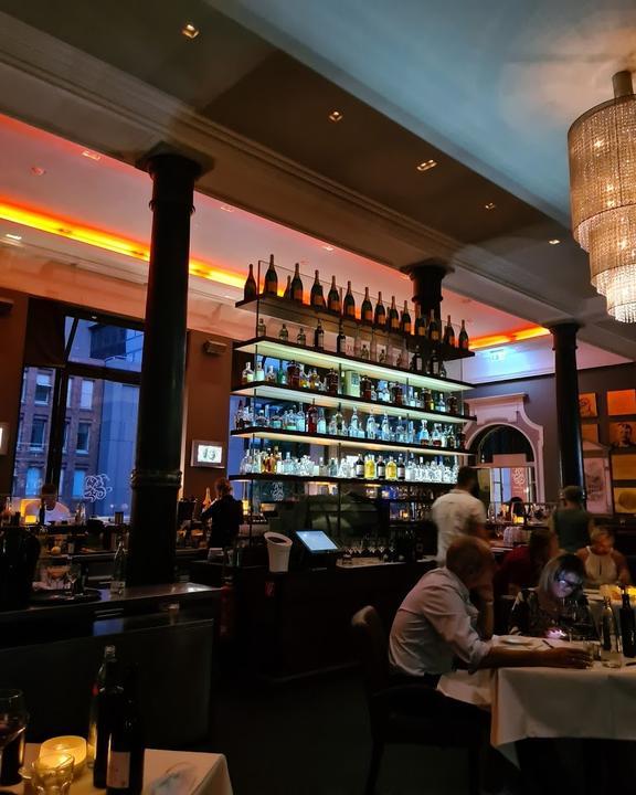 DIE BANK - Brasserie & Bar