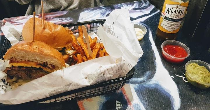 Bullys Burger