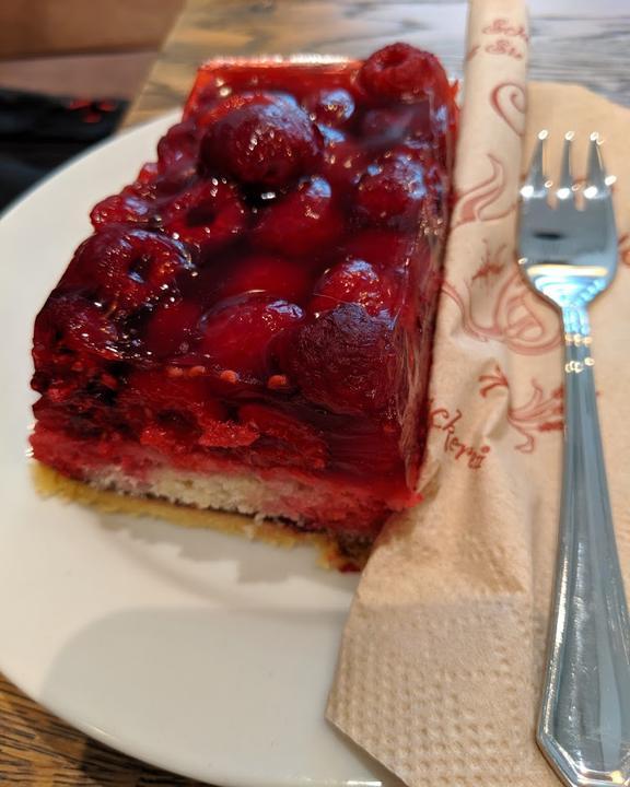 Cafe Luise Kleine Backerei
