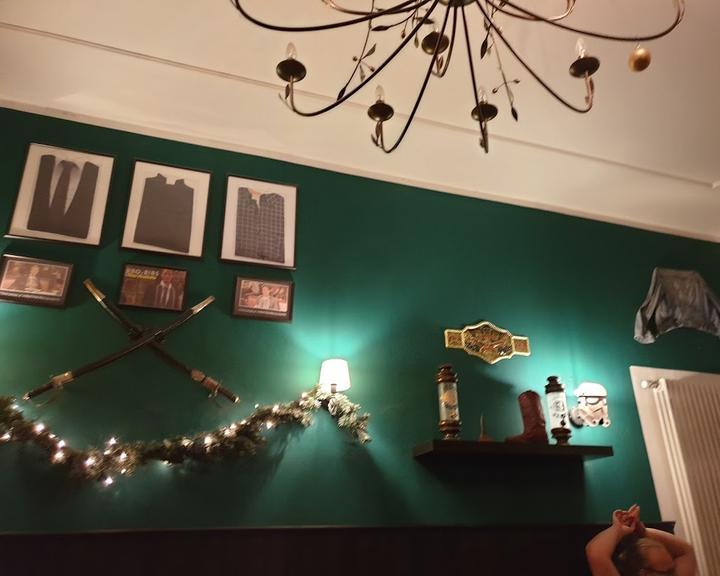 MacLaren's Pub