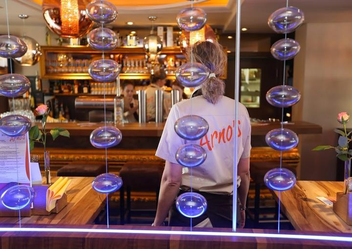 Arnos Cafe Bistro