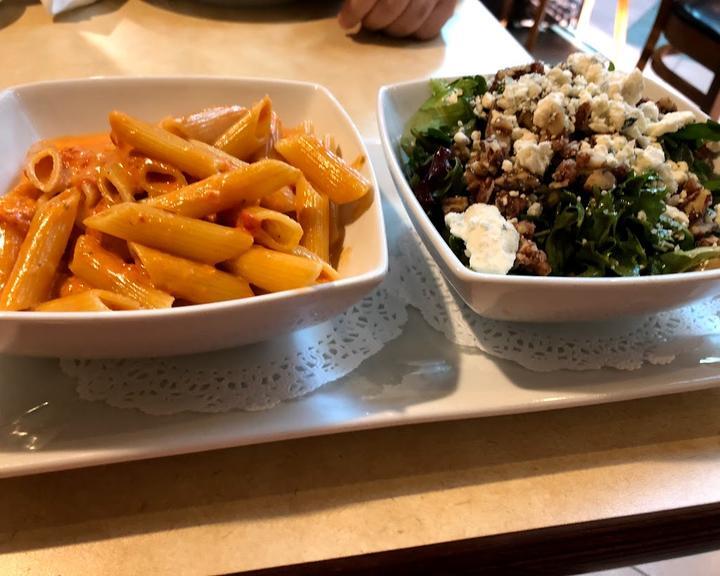 Eiscafe La Piazza