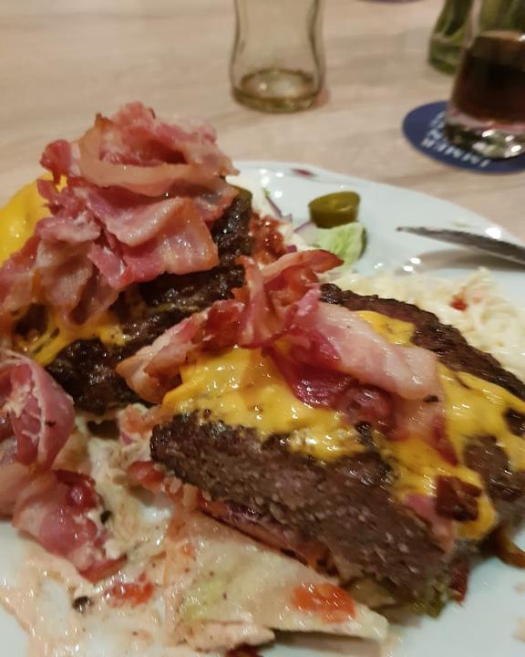 Rocas Steakhouse & Restaurant