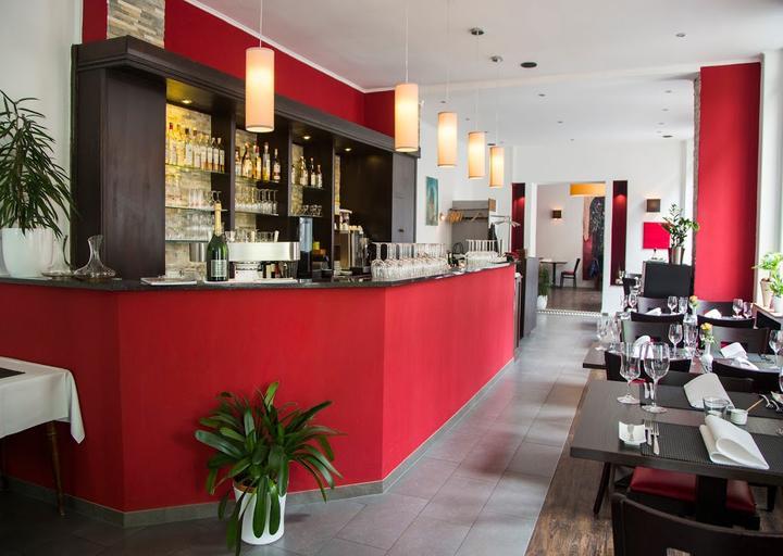 Estor Restaurant