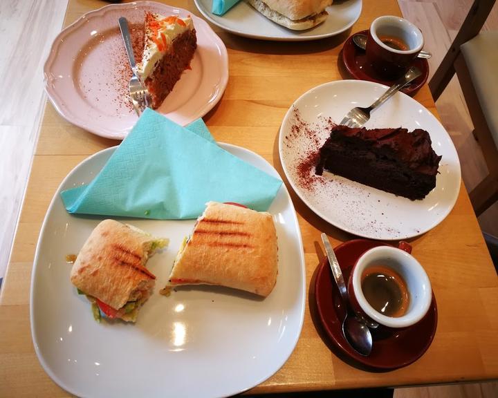 Happiness Heart Cafe