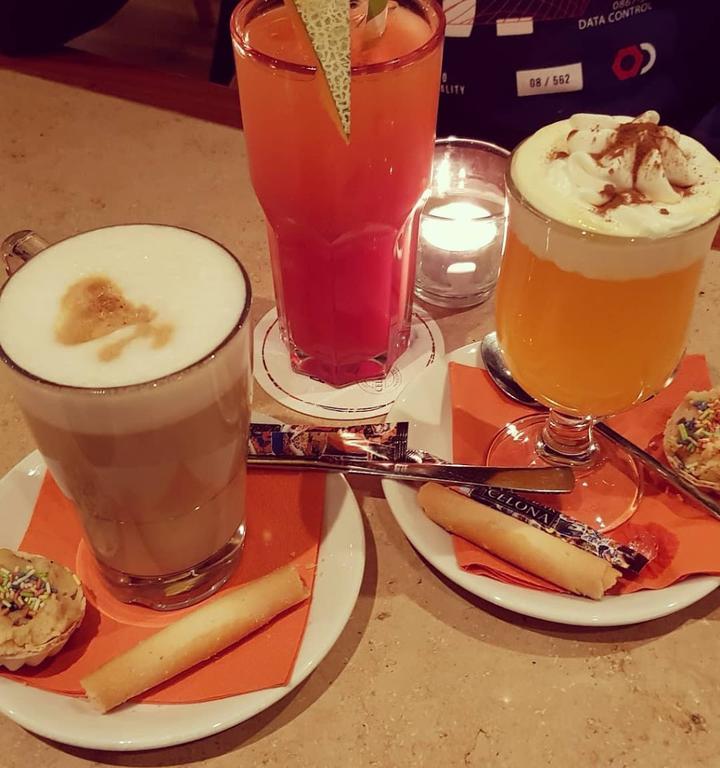 Cafe und Bar Celona