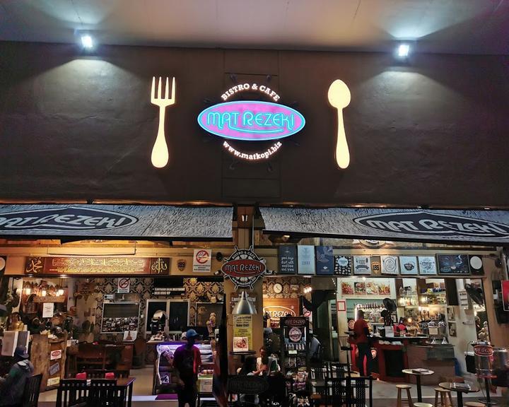 Laufer's Cafe and Bistro