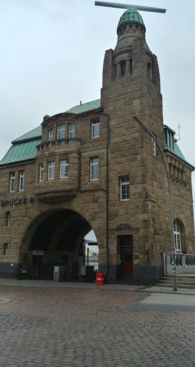 Schnellimbiss Am Alten Elbtunnel