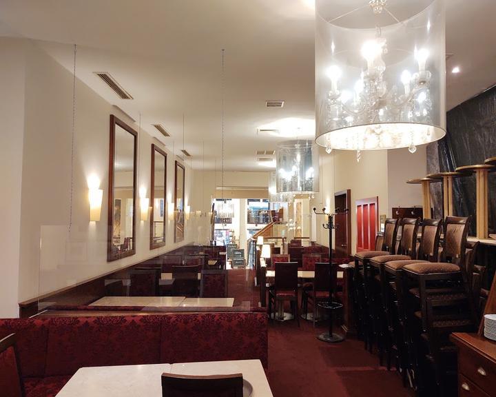 Cafe Knigge