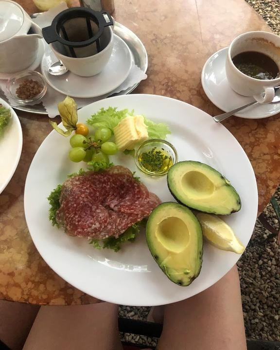 Schwarzes Café