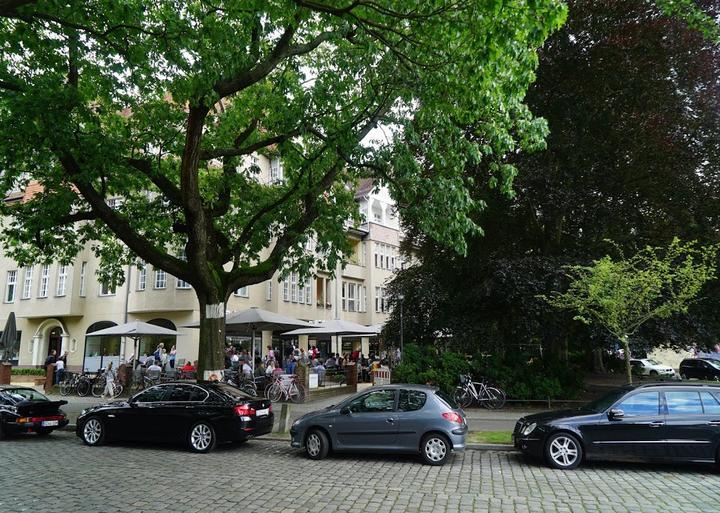 Eiscafe La Piazza