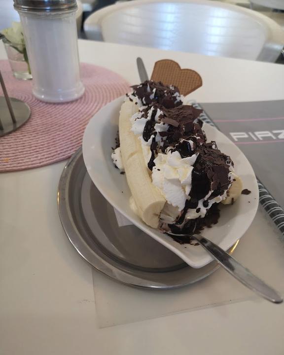 Eiscafe La Piazza