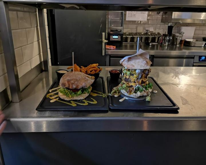 Dulf's Burger (Karo)