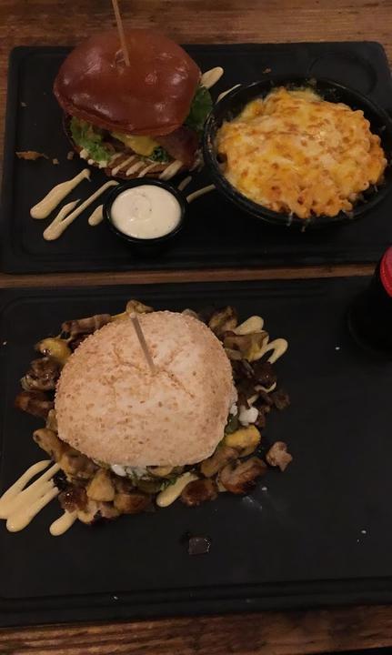 Dulf's Burger (Karo)