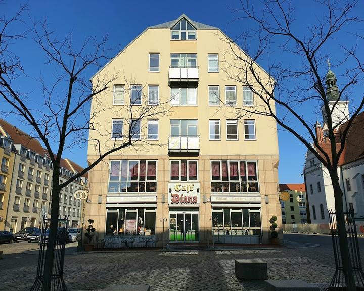 Cafe Diana