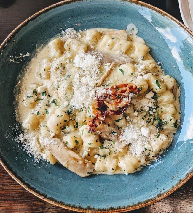 Mozzarella Bar & Bottega